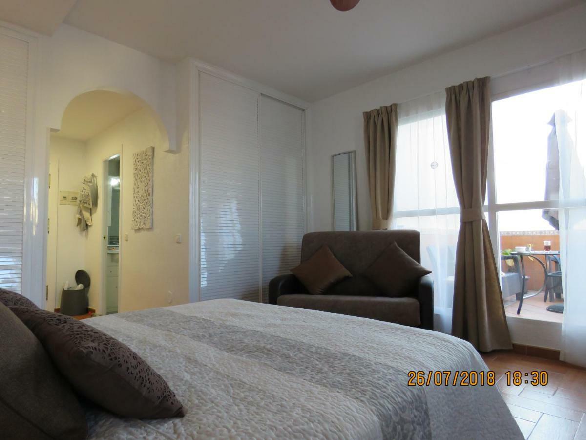 Benal Apartament *